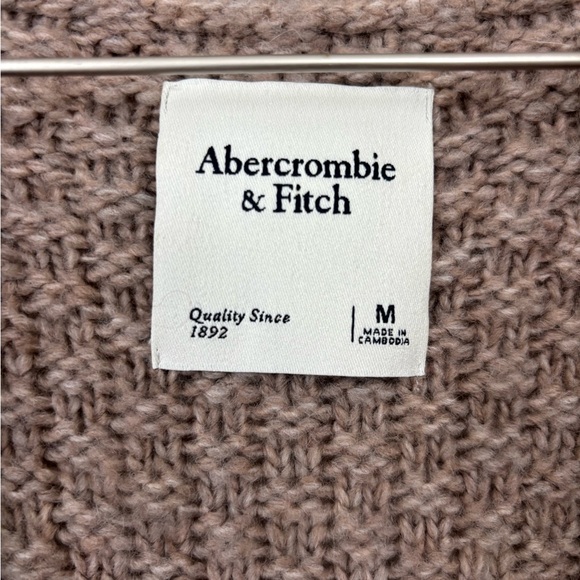 Abercrombie & Fitch Cable-Knit Button-Front Cardigan Womens Size M - Picture 4 of 4